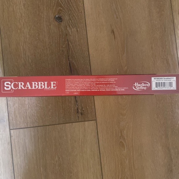 NEW Hasbro Scrabble Board Game - Picture 4 of 4